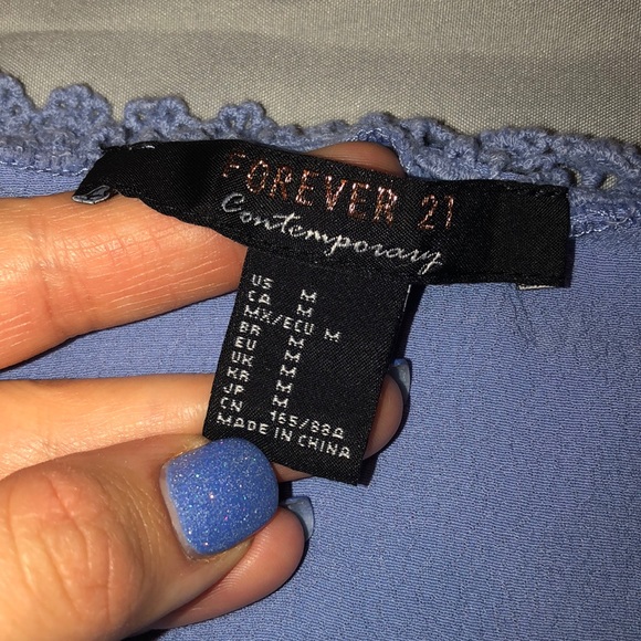 🌟*SOLD. Crop top - Picture 2 of 7